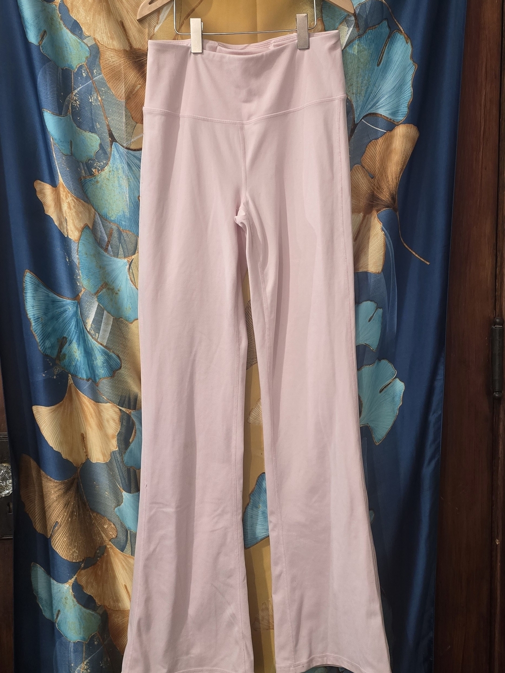 Women's Light Pink Flared Leggings